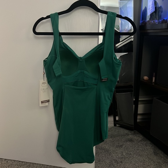 Calia swim suit - Picture 2 of 2